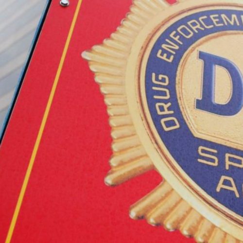 RT_dea_drug_enforcement_administration_jt_150326_12x5_1600