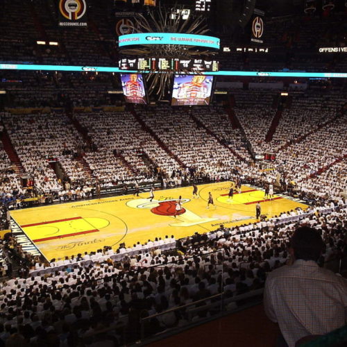 1200px-Game_3_of_the_2006_NBA_Finals