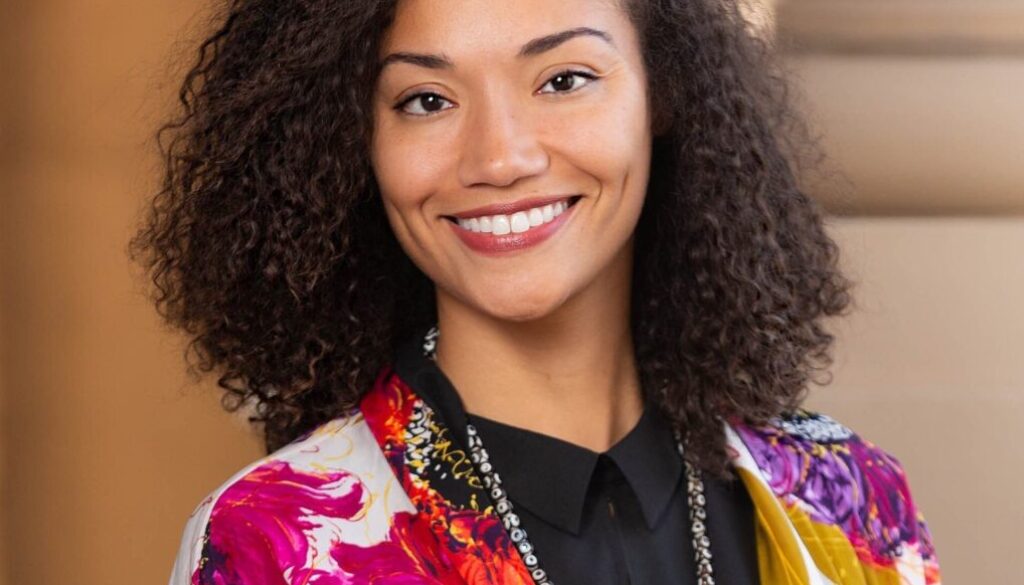 Jeannette-Horton-Headshot