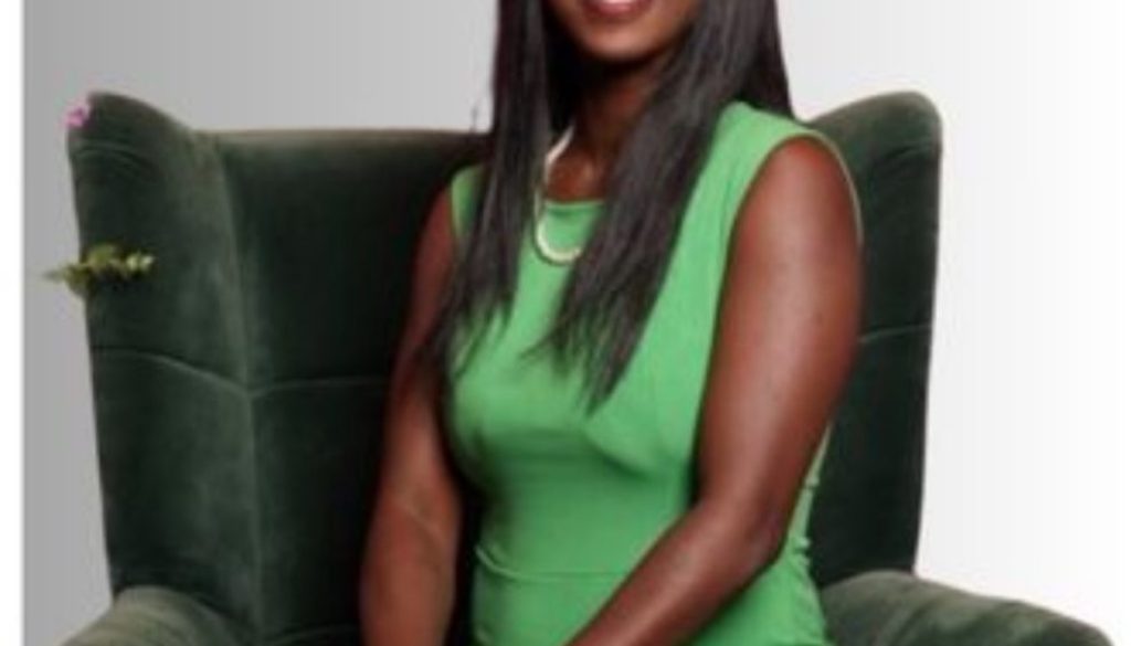 Etysha Mixon, Tee's Teas